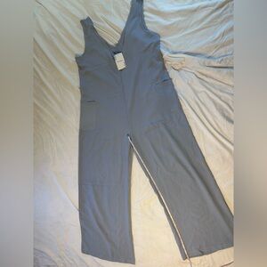 Baby Blue Lightweight Deep V Neck Womans Jumpsuit With Pockets XL New With Tags